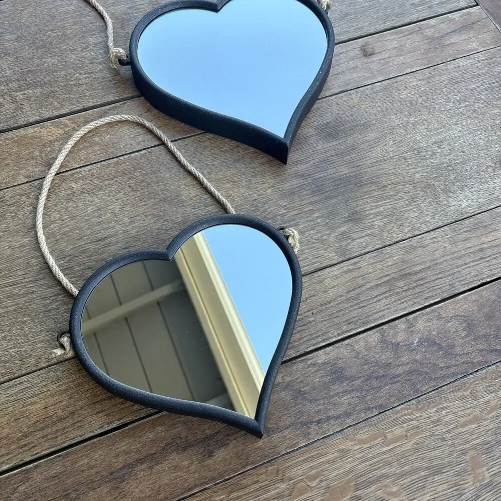 Rustic/industrial/coastal heart mirrors ￼